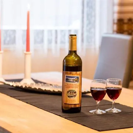 Апартаменты Ferienhaus Adonis Саас-Грунд