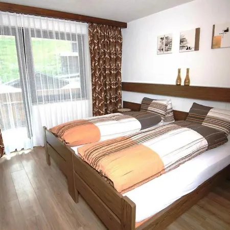 Апартаменты Ferienhaus Adonis Саас-Грунд