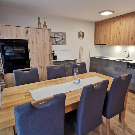 Ferienhaus Adonis Саас-Грунд